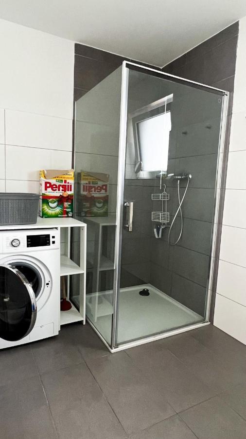 2 Zkb Apartment In Mannheim Kueche - Parken - Grosser Tv 外观 照片